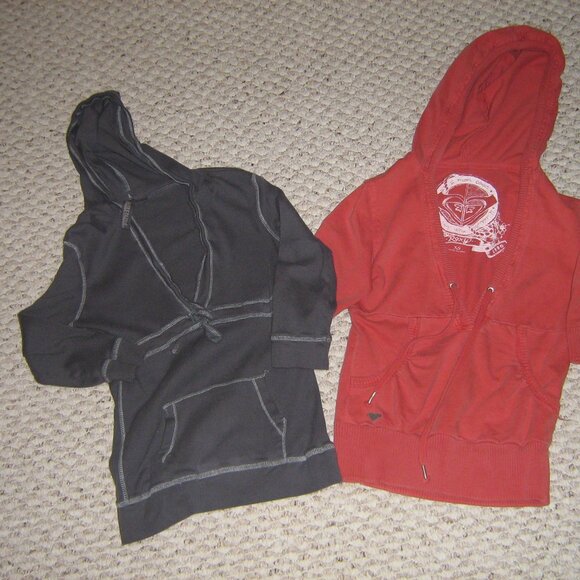 2 quarter sleeve shirts - Picture 1 of 4